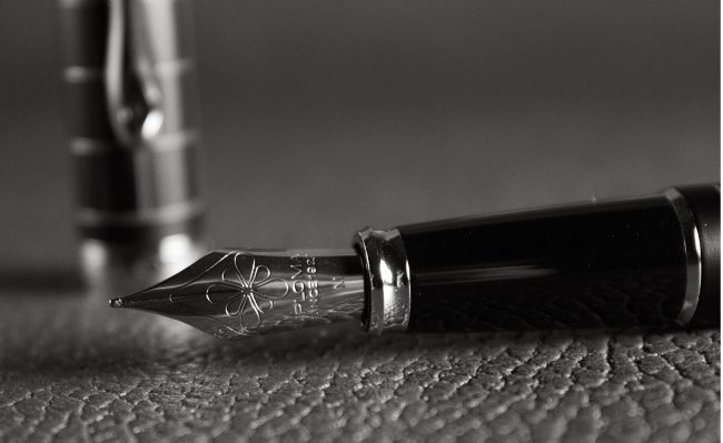 Перьевая ручка Diplomat Excellence A Plus Rhomb Guilloche Lapis Black Перьевая ручка Diplomat Excellence A Plus Rhomb Guilloche Lapis Black