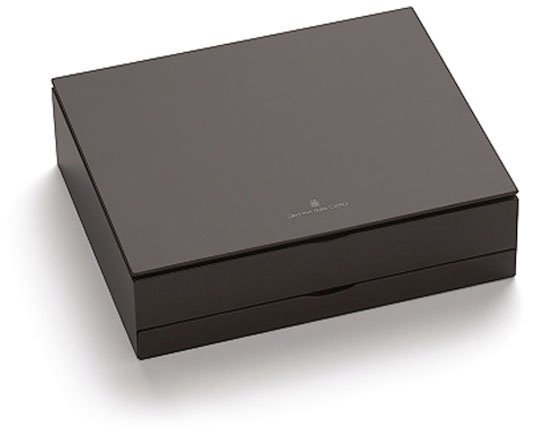 Перьевая ручка Graf von Faber-Castell Pen of the Year 2007