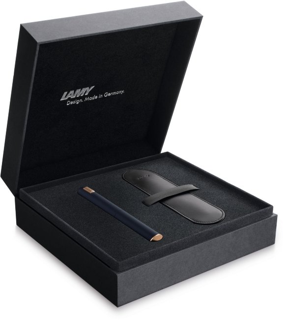 Перьевая ручка Lamy 081 Dialog cc синий Перьевая ручка Lamy 081 Dialog cc синий