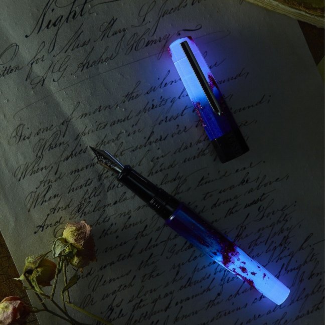 Перьевая ручка BENU Euphoria Love Story