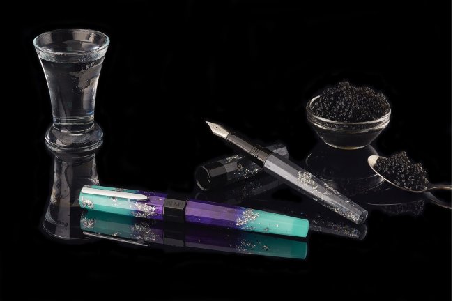 Перьевая ручка BENU Euphoria Caviar Перьевая ручка BENU Euphoria Caviar