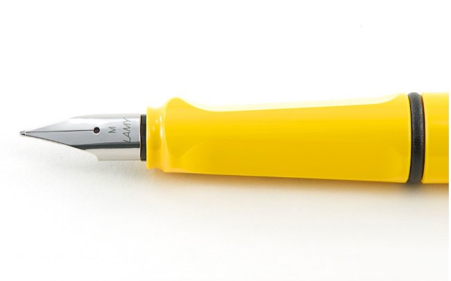 Перьевая ручка Lamy safari, желтый Перьевая ручка Lamy safari, желтый