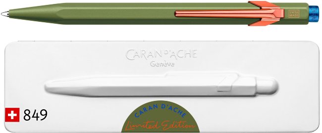 Ручка шариковая Carandache Office 849 Claim your style, хаки матовый, подарочная коробка Ручка шариковая Carandache Office 849 Claim your style, хаки матовый, подарочная коробка