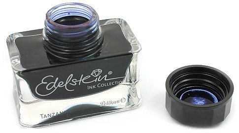 Флакон с чернилами для ручек перьевых Pelikan Edelstein EIBS Tanzanite, темно-синий,  50 мл Флакон с чернилами для ручек перьевых Pelikan Edelstein EIBS Tanzanite, темно-синий,  50 мл