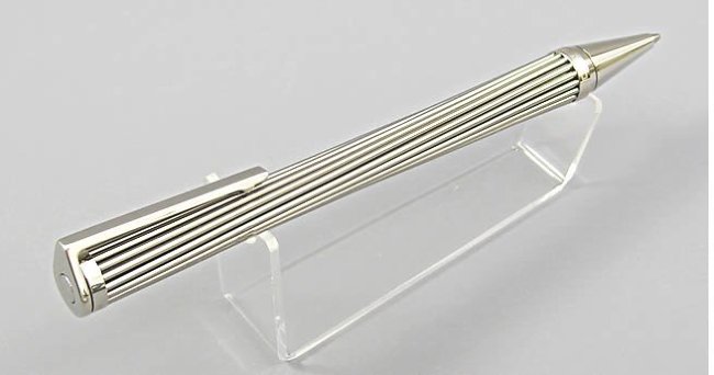 Шариковая ручка Porsche Design P`3130 Stainless Steel Шариковая ручка Porsche Design P`3130 Stainless Steel