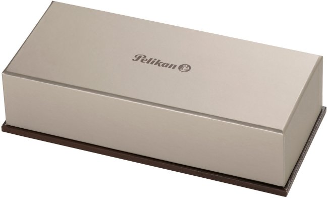 Перьевая ручка Pelikan Souveraen M 600, черный/синий, подарочная коробка Перьевая ручка Pelikan Souveraen M 600, черный/синий, подарочная коробка