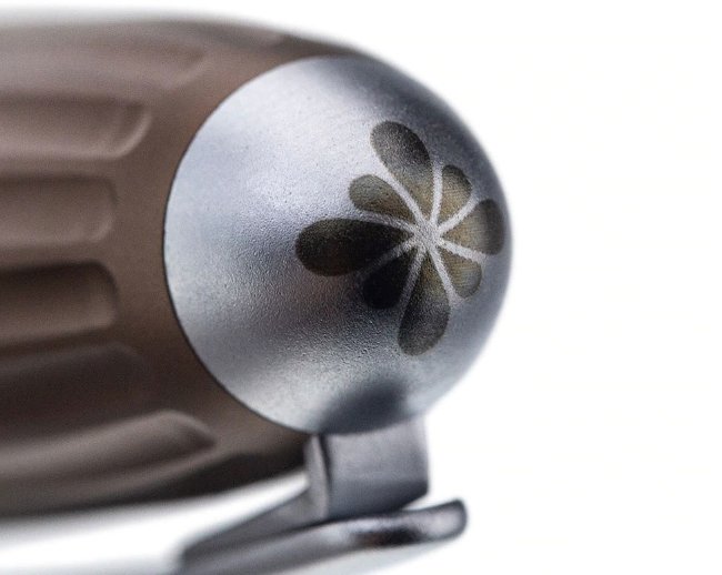 Перьевая ручка Diplomat Aero brown metallic F 14 ct. Перьевая ручка Diplomat Aero brown metallic F 14 ct.