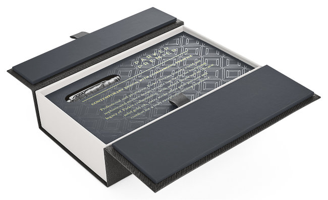 Перьевая ручка Parker Premier F561 Custom Tartan CT Перьевая ручка Parker Premier F561 Custom Tartan CT