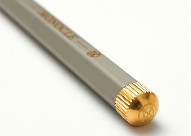 Шариковая ручка Leuchtturm Drehgriffel Monocle Light Grey Шариковая ручка Leuchtturm Drehgriffel Monocle Light Grey