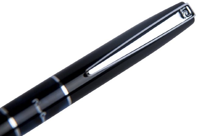 Набор Pierre Cardin перьевая ручка Libra и флакон чернил синего цвета, 50 мл Набор Pierre Cardin перьевая ручка Libra и флакон чернил синего цвета, 50 мл