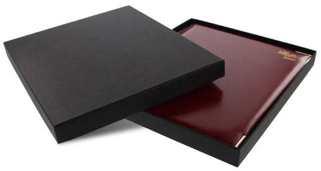 Ежедневник Letts LEXICON A4, позолоченный срез, датированный, бургунди