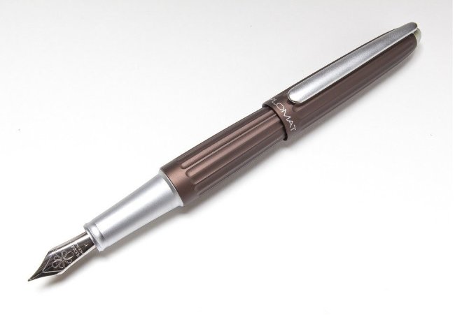 Перьевая ручка Diplomat Aero Brown Перьевая ручка Diplomat Aero Brown